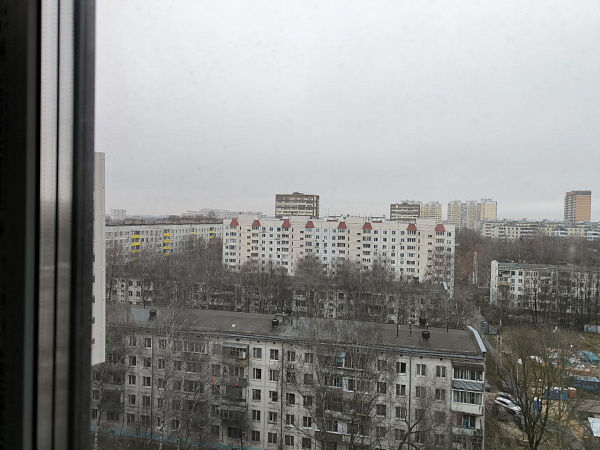 ул. Парковая, д. 42, корп. 1