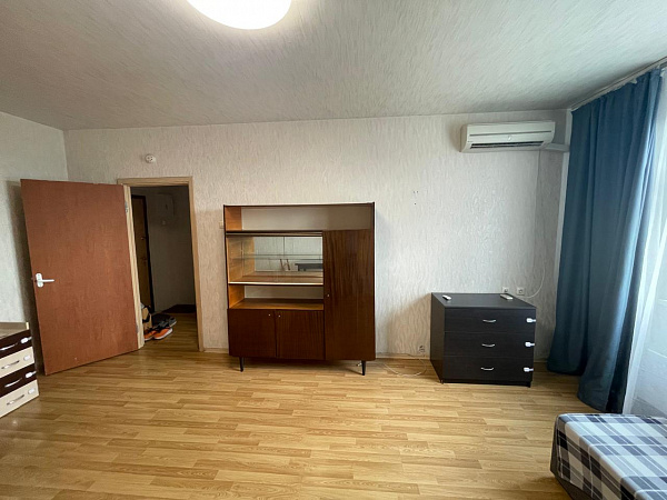 Лихачевский пр-кт, д. 70, корп. 1 Лихачевский пр-кт, д. 70, корп. 1