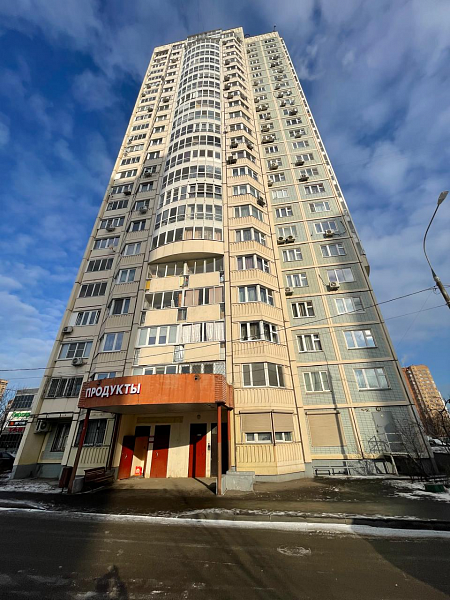 Лихачевский пр-кт, д. 74, корп. 1 Лихачевский пр-кт, д. 74, корп. 1