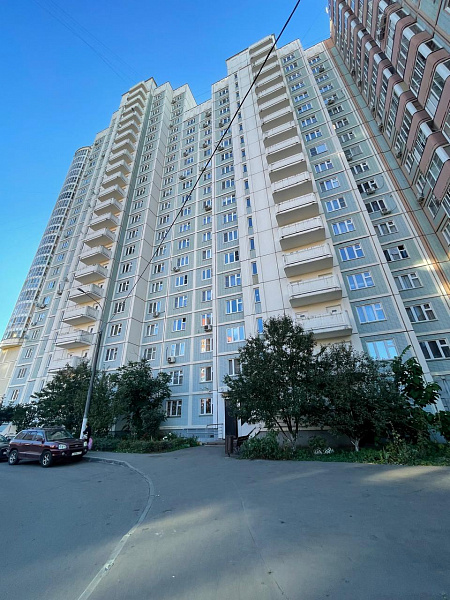 Лихачевский пр-кт, д. 74, корп. 1 Лихачевский пр-кт, д. 74, корп. 1