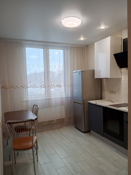 ул. Парковая, д. 44, корп. 1