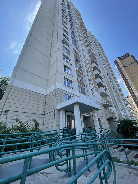 ул. Дирижабельная, д. 11