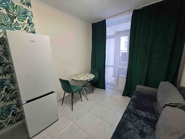 бульвар Космонавта Сереброва А.А., д. 4