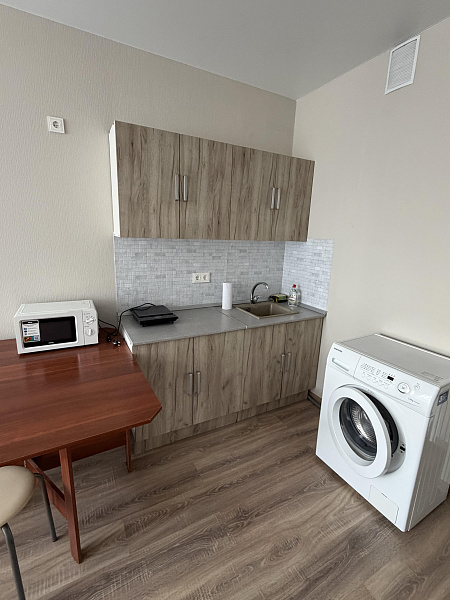 ул. Парковая, д. 44, корп. 1