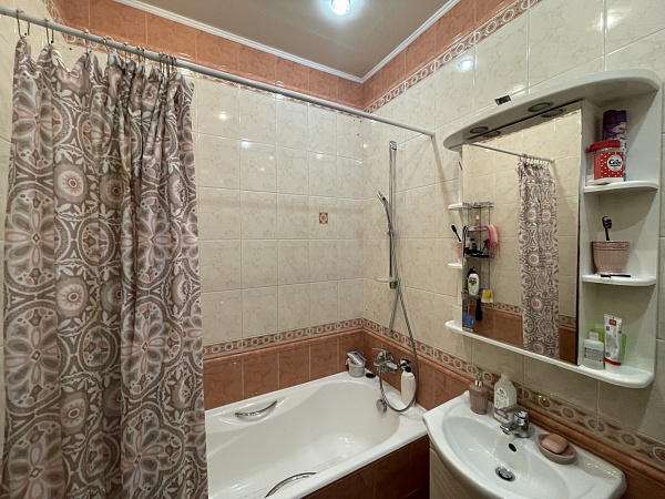 пр-кт Пацаева, д. 7, корп. 5