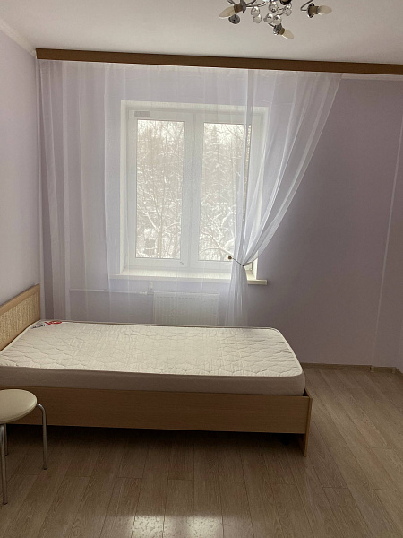 Химки, мкр-н Сходня, ул. Папанина, д. 8